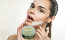 Load image into Gallery viewer, Nativilis Murumuru Butter Virgin Deodorized (Astrocaryum murumuru) Amazonian Rainforest Collection - Skin Hair Care Natural Moisturizer – Less frizzy hair - Won’t clog your pores – Copaiba properties