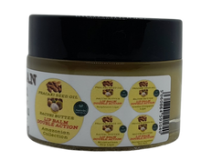 Load image into Gallery viewer, Nativilis AMAZONIAN LIP BALM DOUBLE ACTION FORMULA WITH PRACAXI SEED OIL (Pentaclethra macroloba) + BACURI BUTTER (Platonia insignis) Moisturises Dry Lips and Heals Chapped Lips - Toned Lips - Copaiba