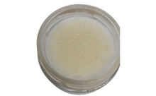 Load image into Gallery viewer, Nativilis Murumuru Butter Virgin Deodorized (Astrocaryum murumuru) – Less frizzy hair - Won’t clog your pores – Copaiba properties - FG
