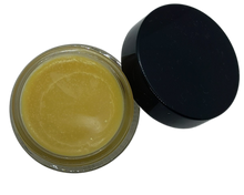 Load image into Gallery viewer, Nativilis AMAZONIAN LIP BALM DOUBLE ACTION FORMULA WITH PRACAXI SEED OIL (Pentaclethra macroloba) + BACURI BUTTER (Platonia insignis) Moisturises Dry Lips and Heals Chapped Lips - Toned Lips - Copaiba
